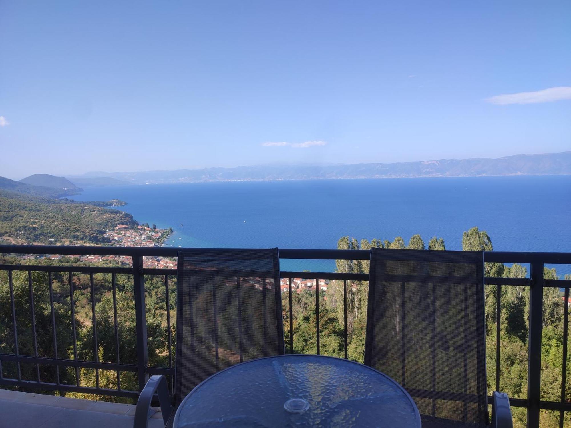 Guest House Nakjoski Elshani Екстериор снимка